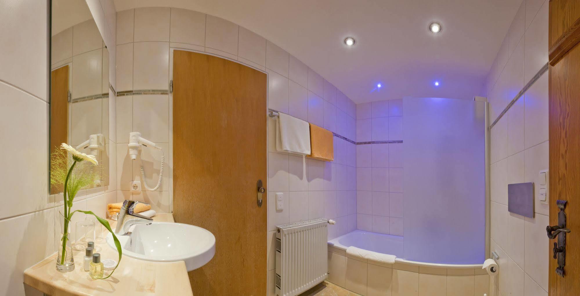 Landhotel Huberhof Швангау Екстер'єр фото